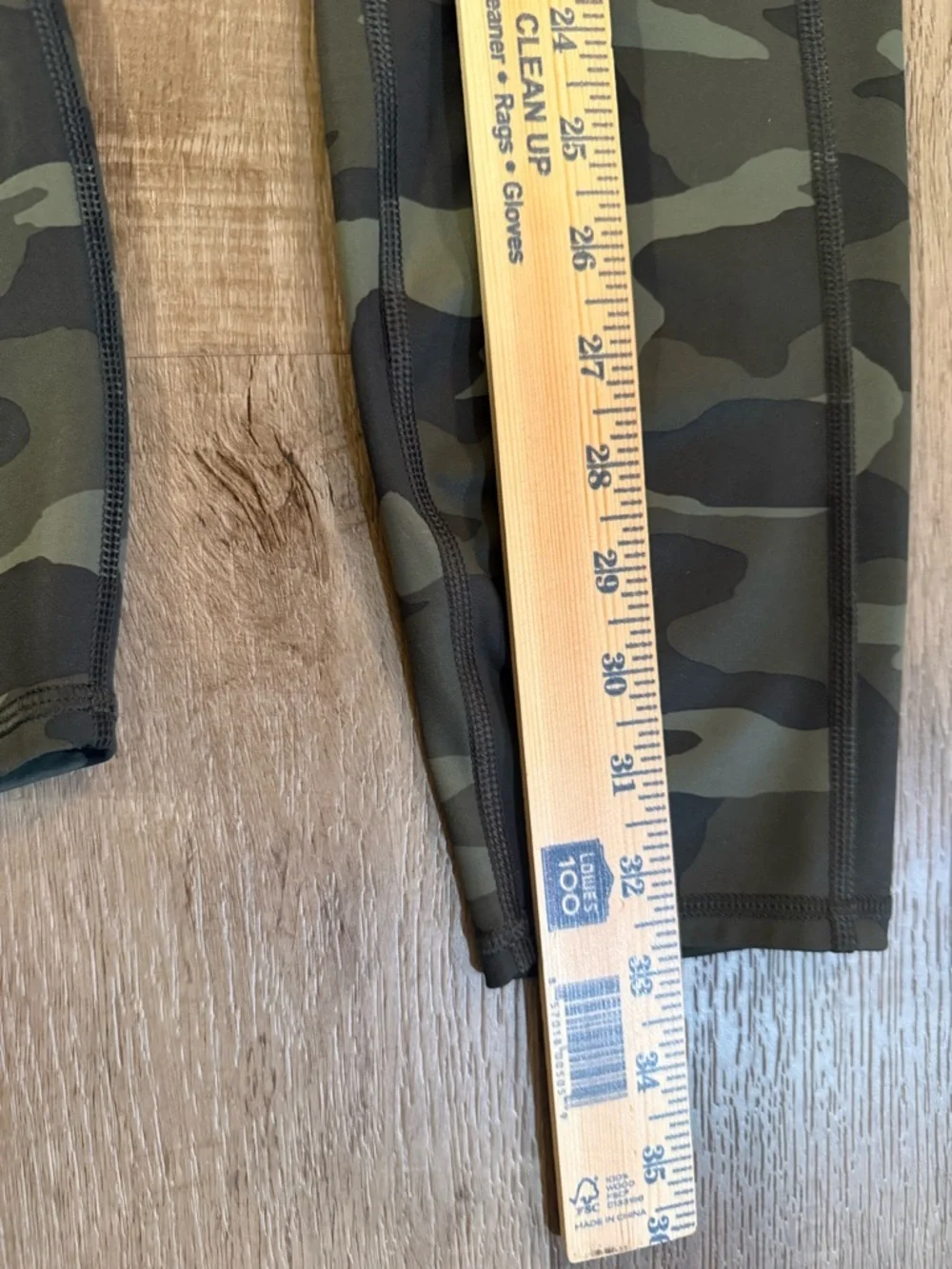 Athleta Camo Contender 7/8 Tight Leggings  in Olive and Black Size Medium